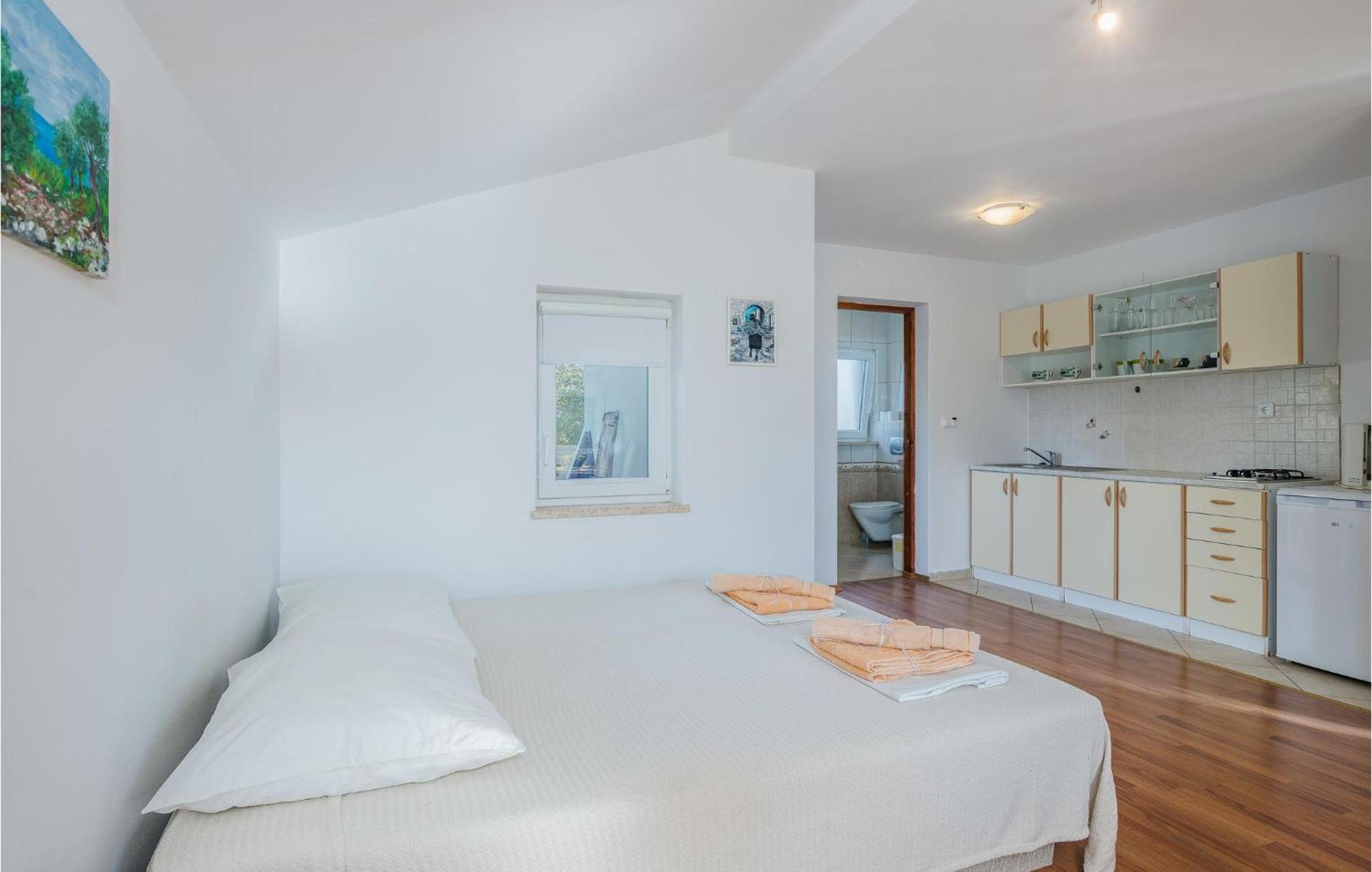 Cozy Apartment In Malinska Dubasnica With Wifi Exteriér fotografie