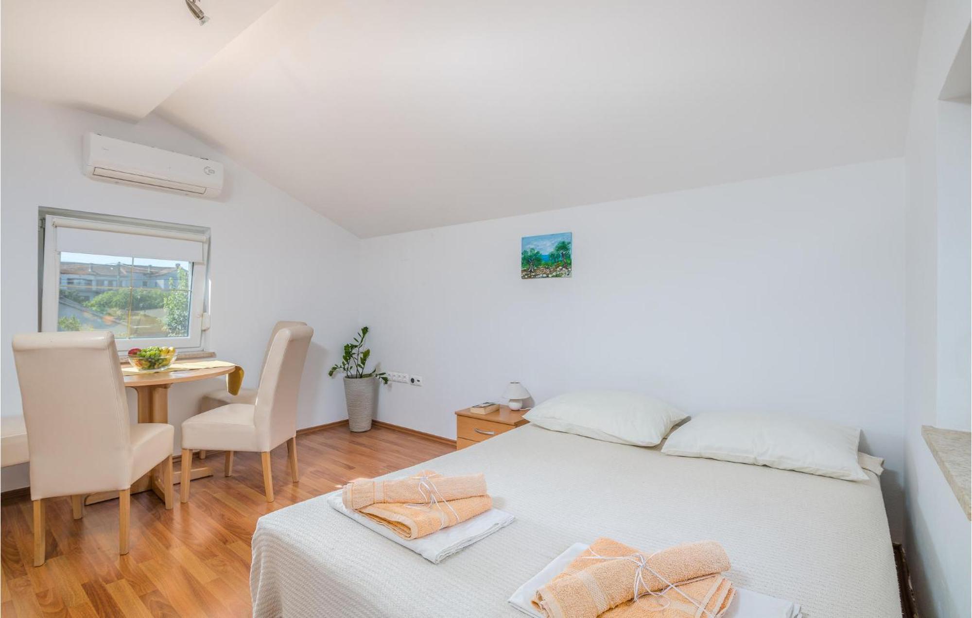 Cozy Apartment In Malinska Dubasnica With Wifi Exteriér fotografie