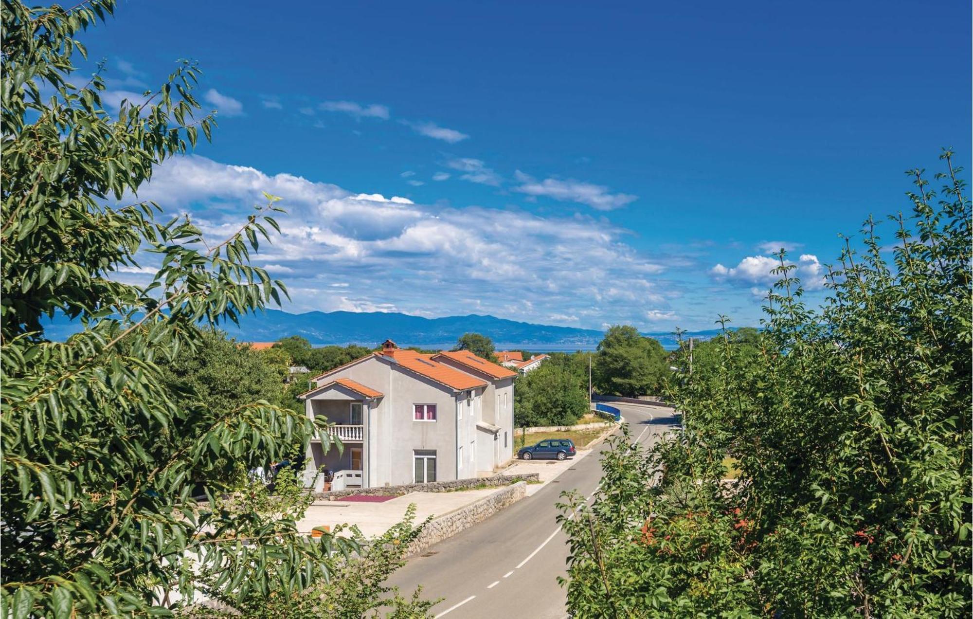 Cozy Apartment In Malinska Dubasnica With Wifi Exteriér fotografie